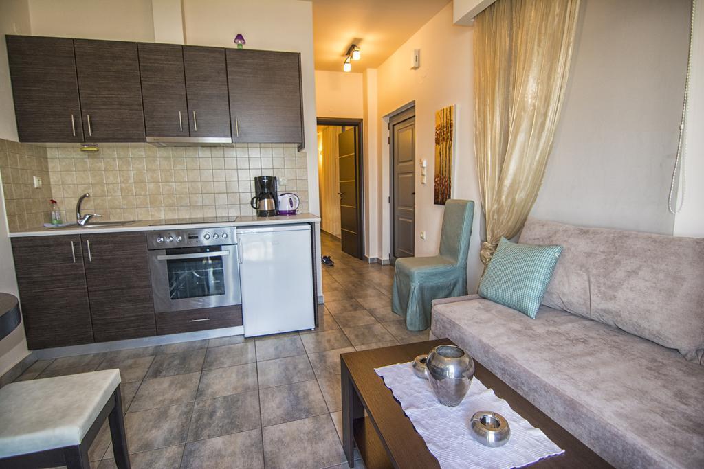 Gonis Suites Palaiochora Exteriér fotografie