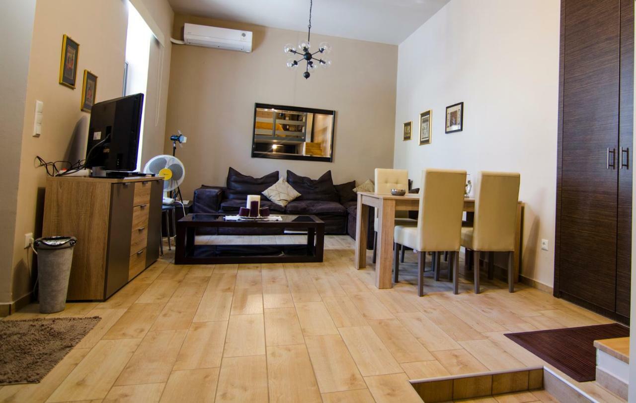 Gonis Suites Palaiochora Exteriér fotografie